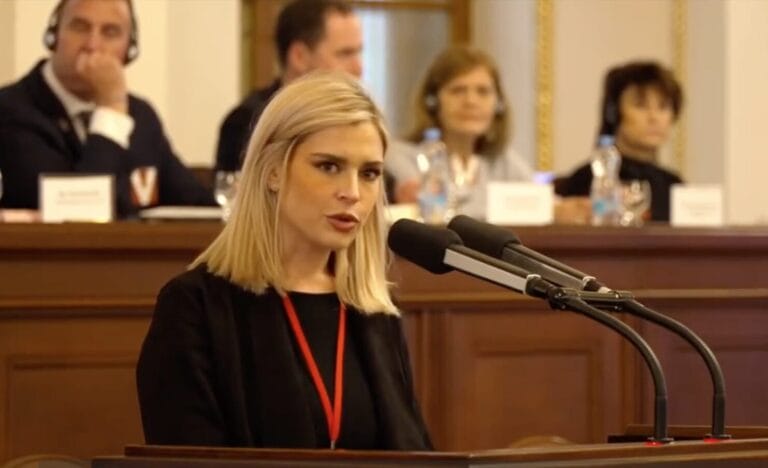 Тъмната страна на сурогатното майчинство